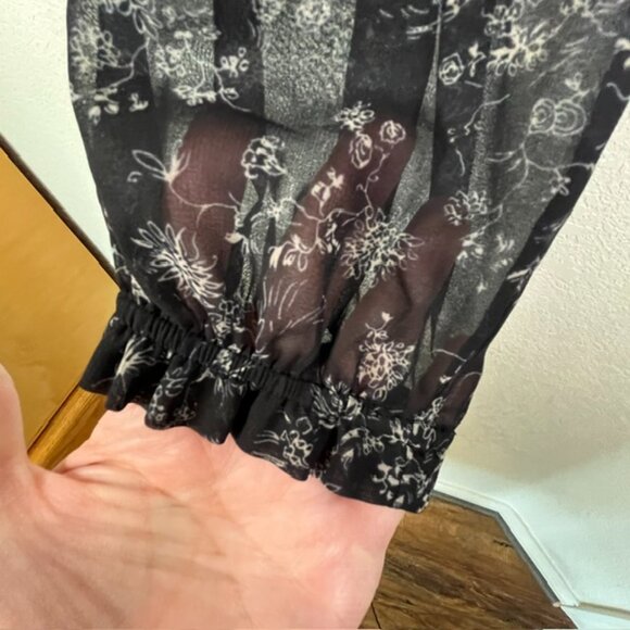 Wilfred Black Mini Floral Wrap Front Cropped Long Sleeve Top- Womens Size L - Picture 6 of 10